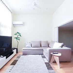 別荘 Luxury New House, 東京都